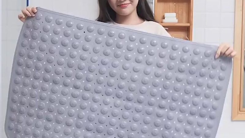 光伏发电每瓦价格：揭秘工厂光伏发电成本构成**