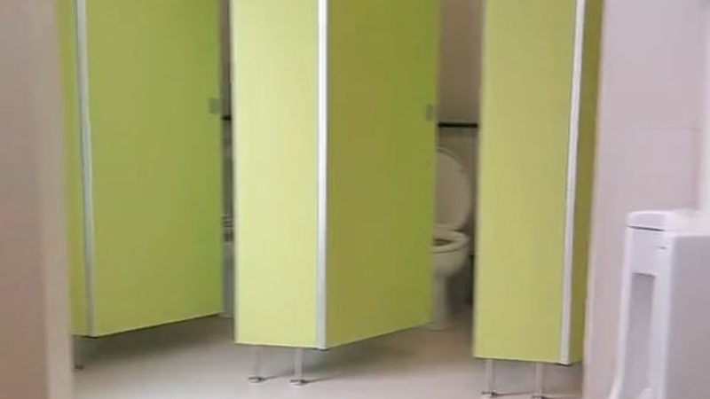 光伏玻璃材质分类解析：揭秘其优缺点与适用场景